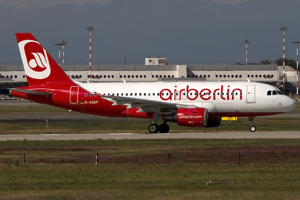 Air Berlin, D-ABGP, Airbus, A319-112, 14.09.2013, MXP, Mailand, Italy 



