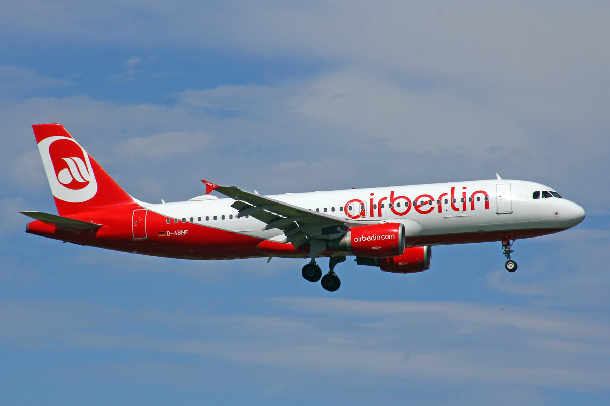 Air Berlin, D-ABNF, Airbus A320-214, 29.Juli 2017, ZRH Zürich, Switzerland.