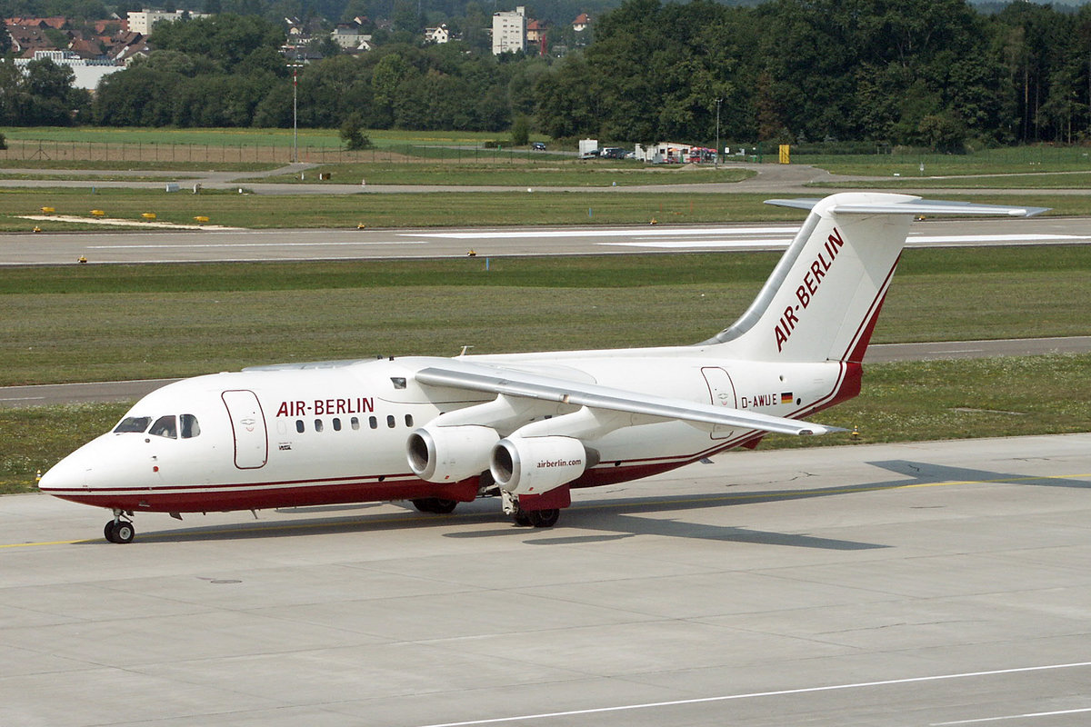 Air Berlin (Oprated by WDL Aviation), D-AWUE, BAe 146-200, msn: E2050, 06.August 2003, ZRH Zürich, Switzerland.