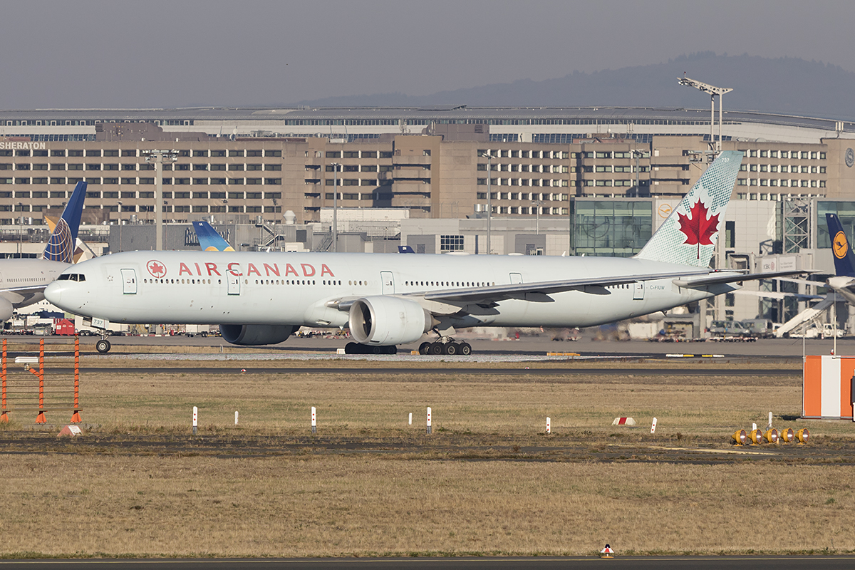 Air Canada, C-FIUW, Boeing, B777-333ER, 14.10.2018, FRA, Frankfurt, Germany 


