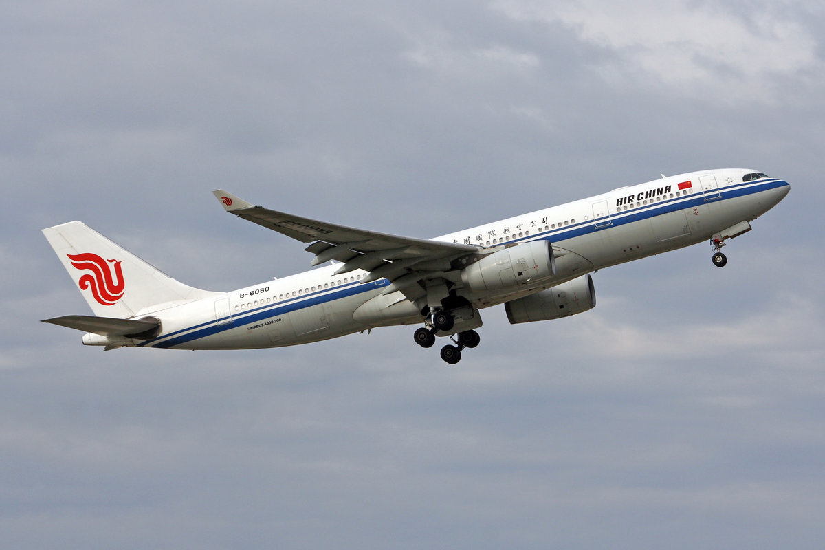 Air China, B-6080, Airbus A330-243, msn: 815, 10.Oktober 2014, MUC München, Germany.