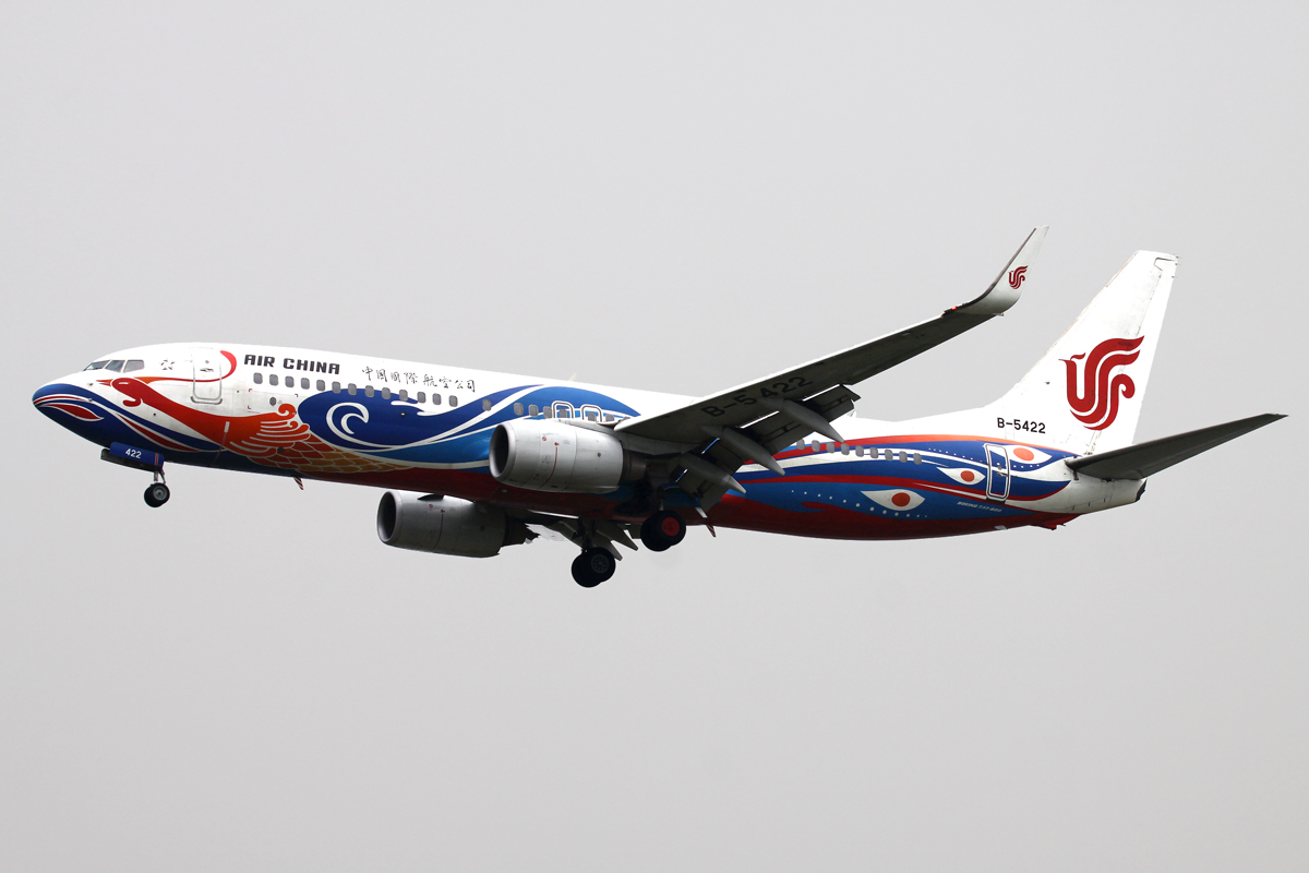 Air China B737-800 B-5422 im Anflug auf 36R in PEK / ZBAA / Peking 28.08.2014