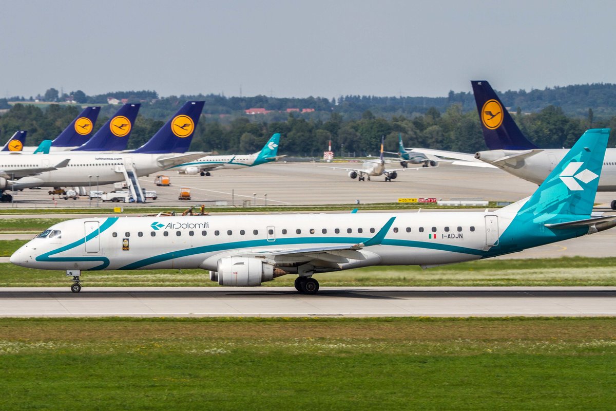 Air Dolomiti (EN-DLA), I-ADJN  Rigoletto ~ di Guiseppe Verdi , Embraer, 195 LR (190-200 LR), 22.08.2017, MUC-EDDM, München, Germany 