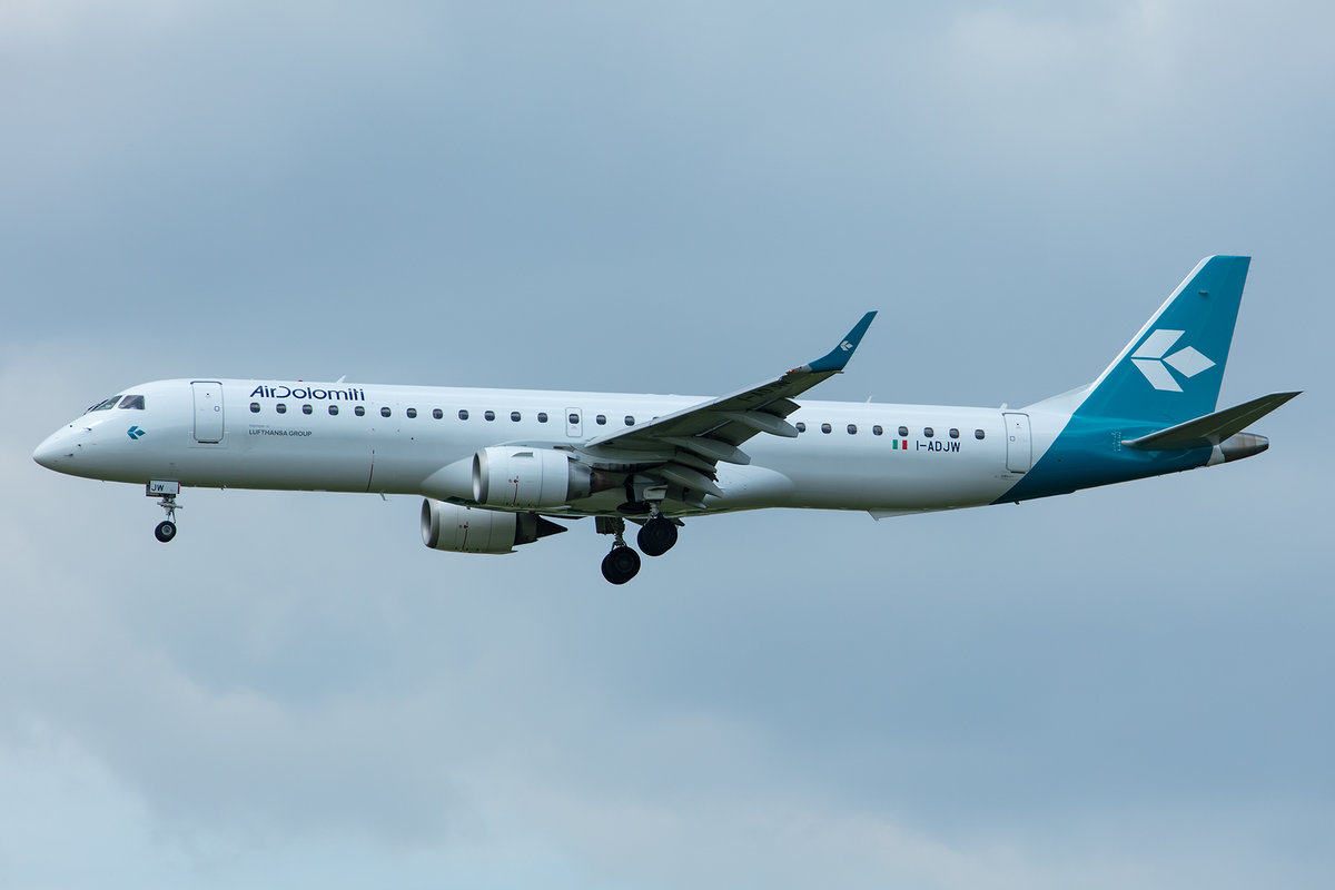 Air Dolomiti, I-ADJW, Embraer, ERJ-195LR, 02.05.2019, MUC, München, Germany


