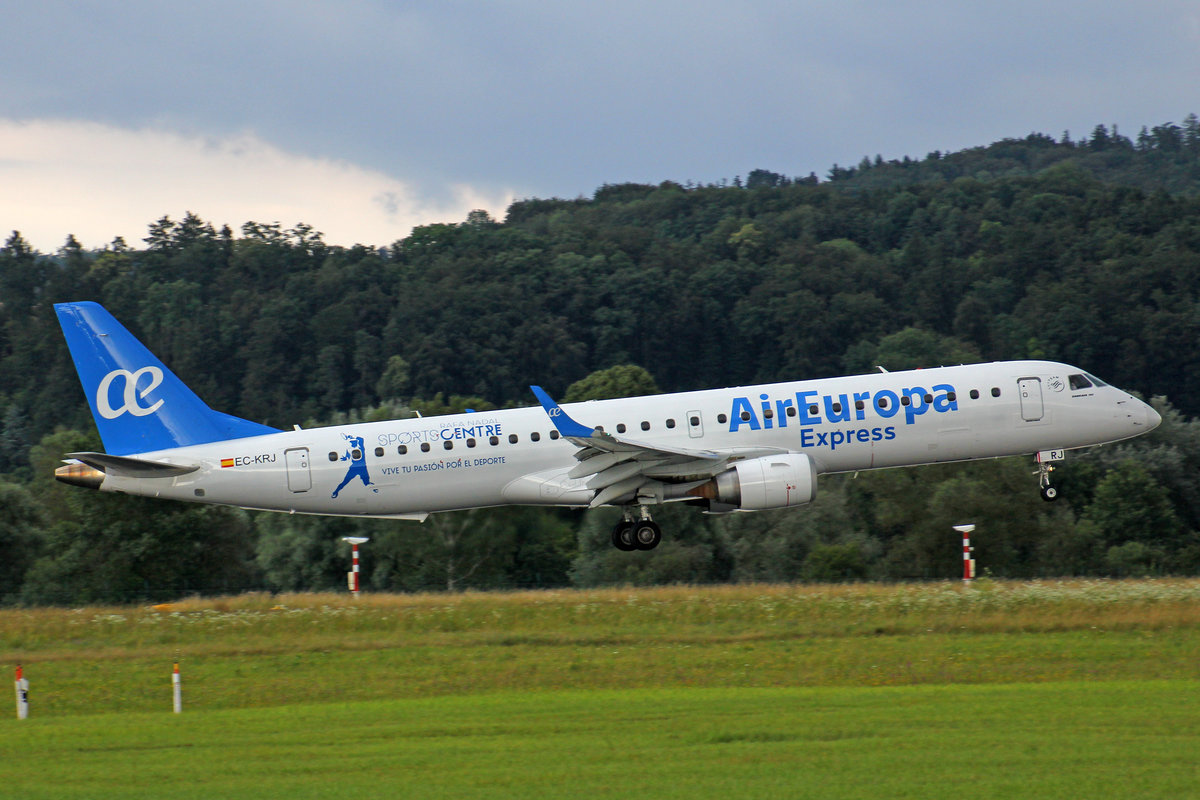 Air Europa (Operated by Aero Nova), EC-KRJ, Embraer Emb-195LR, Mit  Rafa Nadal Sports Center  Sticker, 15.Juli 2016, ZRH Zürich, Switzerland.