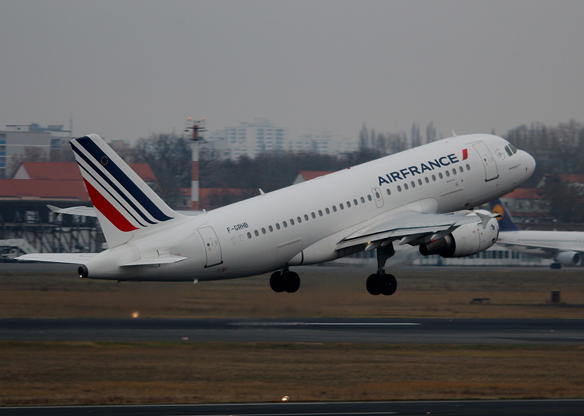 Air France, Airbus A 319-112, F-GRHB, TXL, 25.11.2016