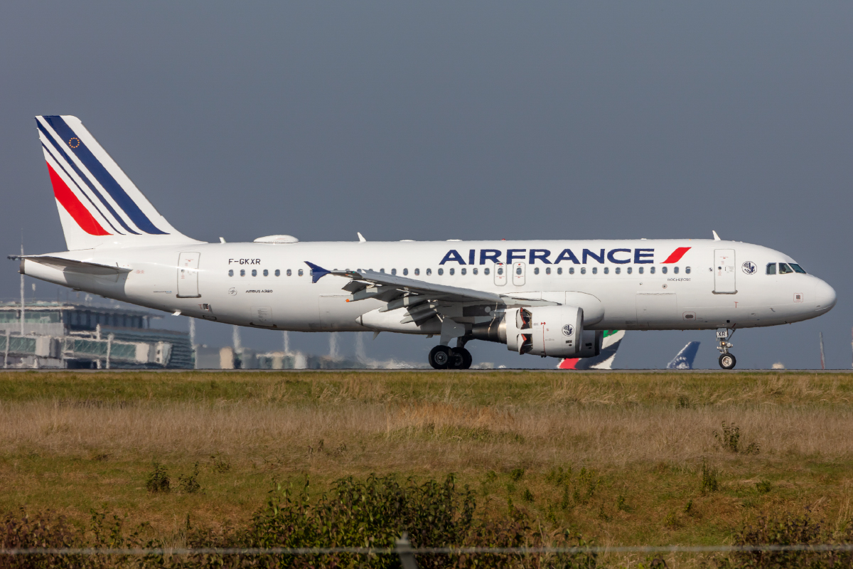 Air France, F-GKXR, Airbus, A320-214, 10.10.2021, CDG, Paris, France