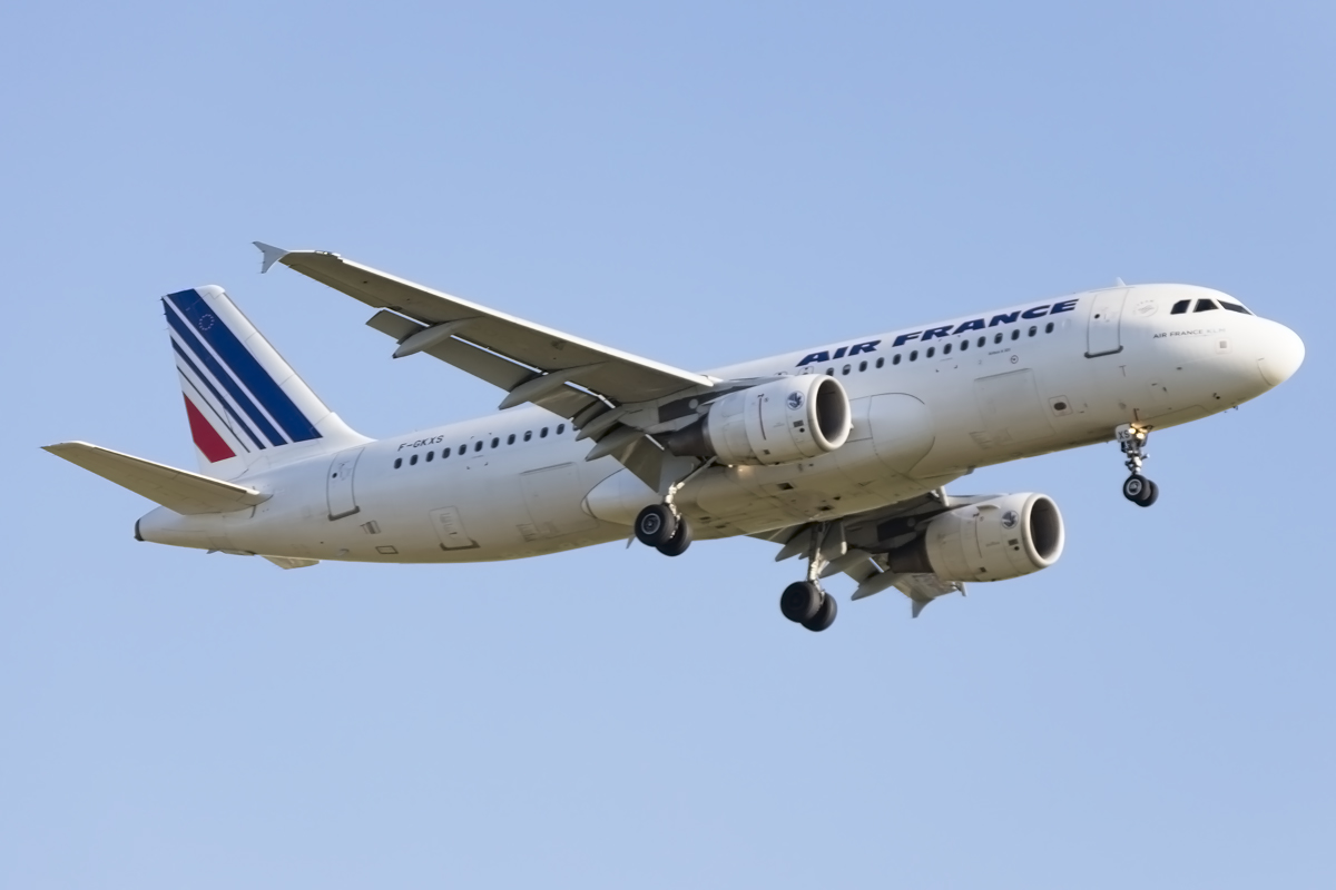 Air France, F-GKXS, Airbus, A320-214, 08.05.2016, CDG, Paris, France 




