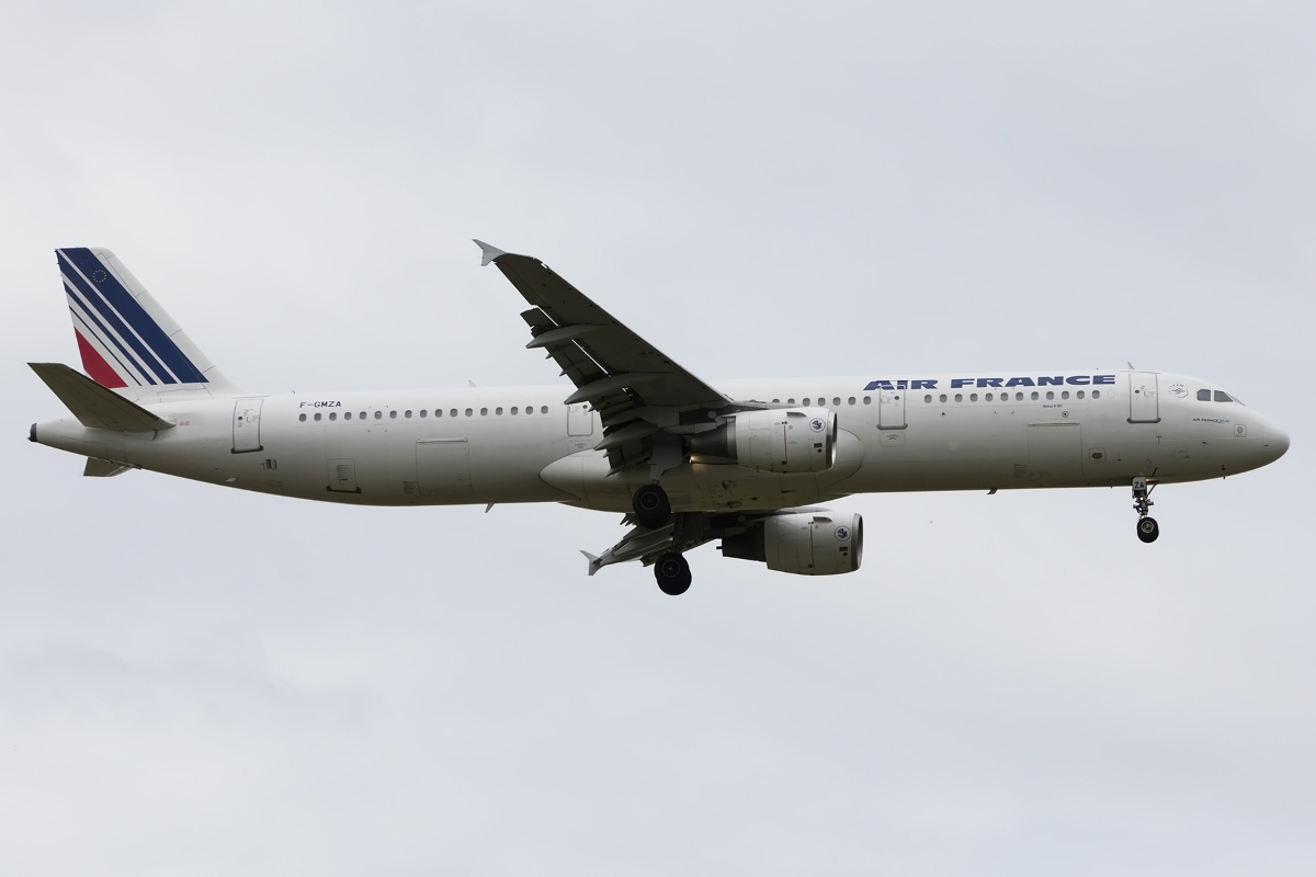 Air France, F-GMZA, Airbus, A321-111, 07.05.2016, CDG, Paris, France



