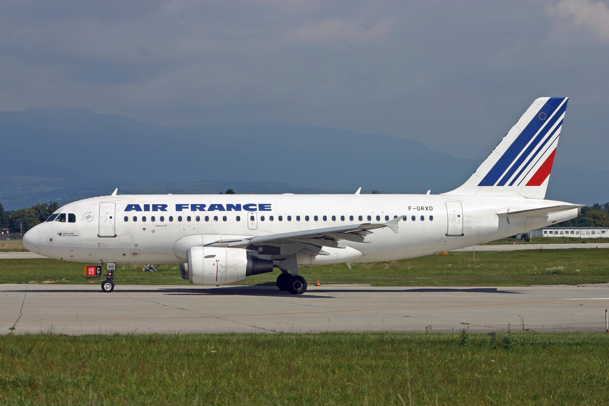 Air France, F-GRXD, Airbus A319-111, msn: 1699, 01.September 2007, GVA Genève, Switzerland.