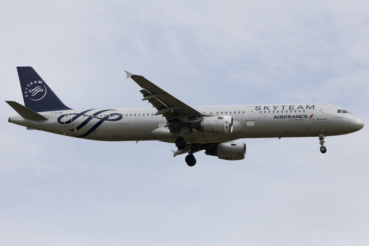 Air France, F-GTAE, Airbus, A321-211, 07.05.2016, CDG, Paris, France




