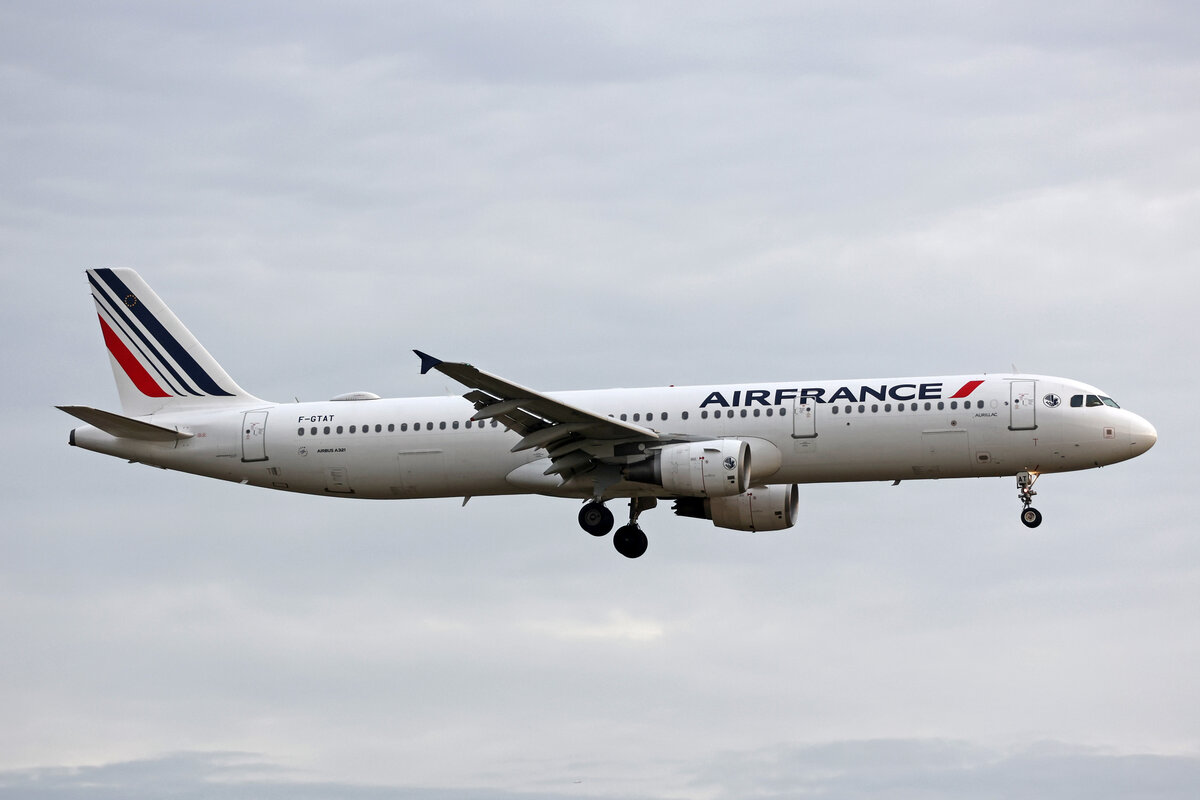 Air France, F-GTAT, Airbus A321-211, msn: 3441, 28.Dezember 2023, ZRH Zürich, Switzerland.