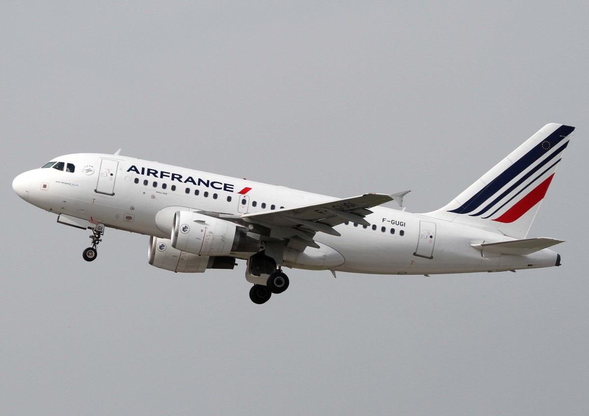 Air France, F-GUGI, Airbus, A 318-100 (neue AF-Lkrg.), 01.07.2013, DUS-EDDL, Dsseldorf, Germany 