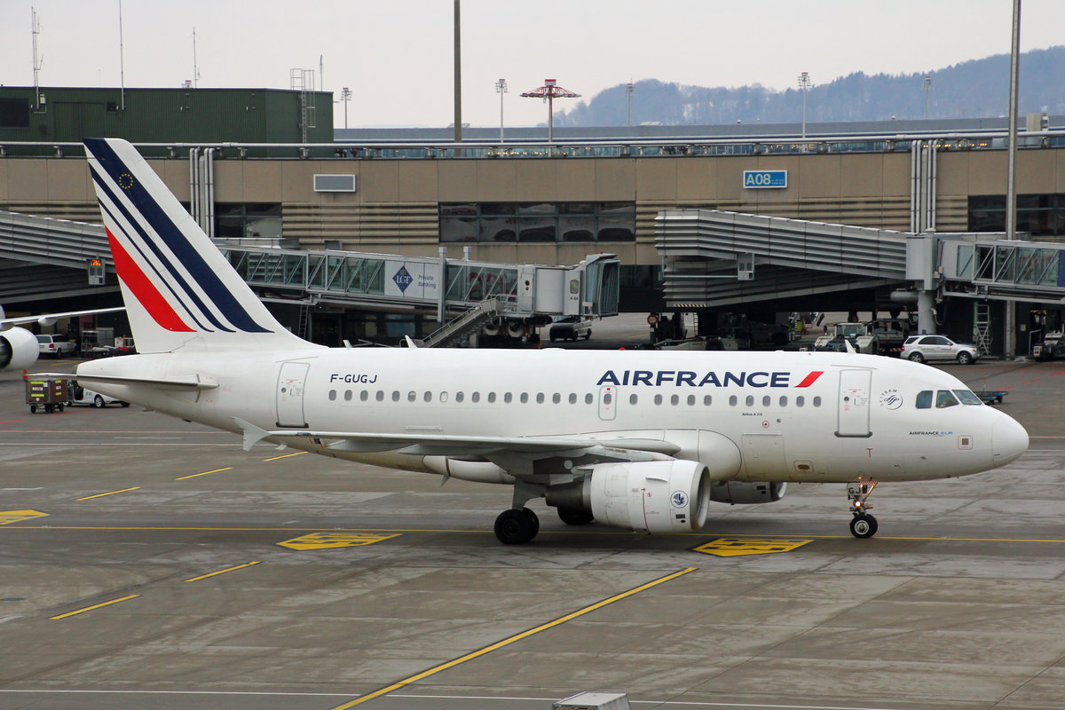 Air France, F-GUGJ, Airbus A318-111, msn: 2582, 18.Januar 2017, ZRH Zürich, Switzerland.