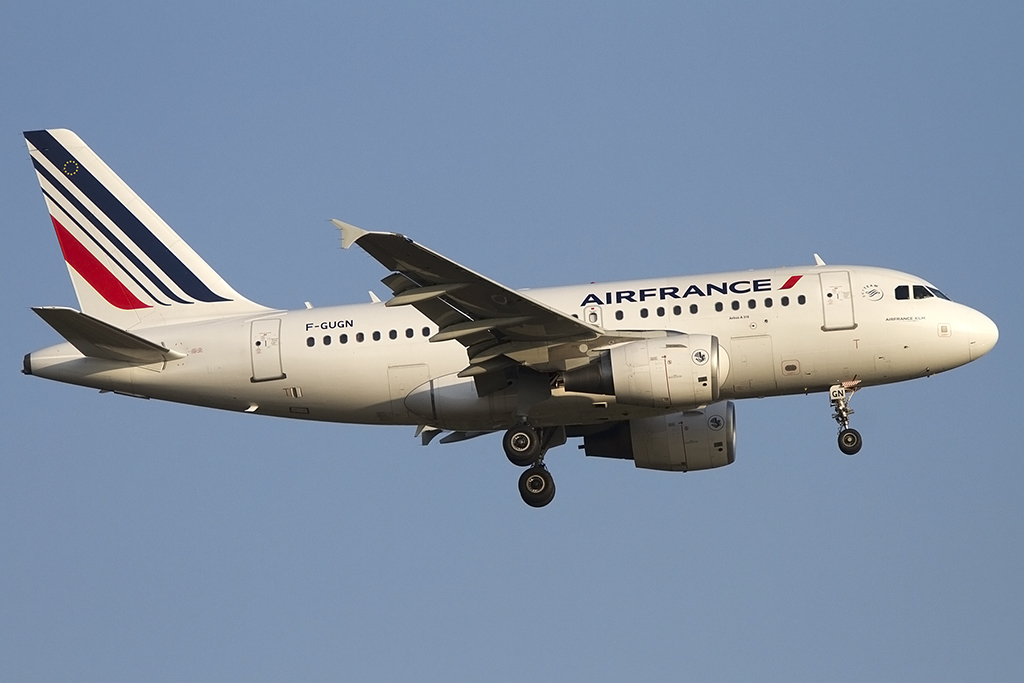 Air France, F-GUGN, Airbus, A318-111, 28.09.2013, FRA, Frankfurt, Germany



