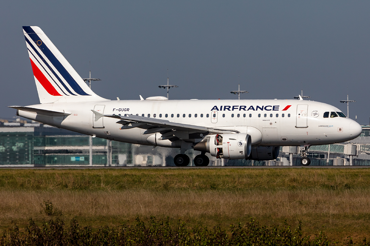 Air France, F-GUGR, Airbus, A318-111, 09.10.2021, CDG, Paris, France