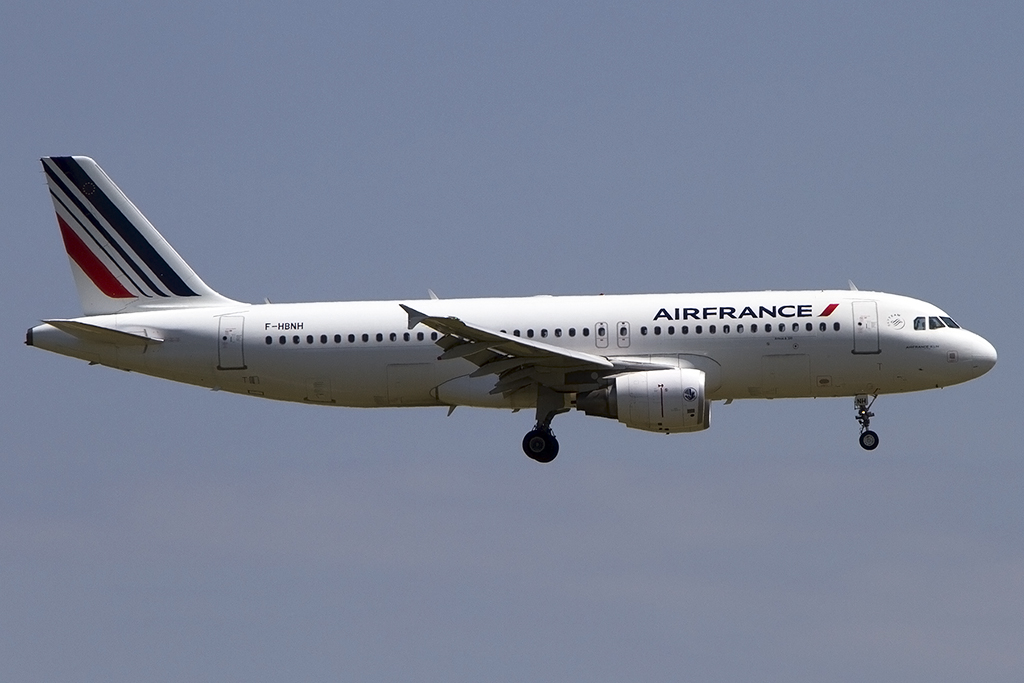 Air France, F-HBNH, Airbus, A320-214, 05.06.2014, TLS, Toulouse, France 