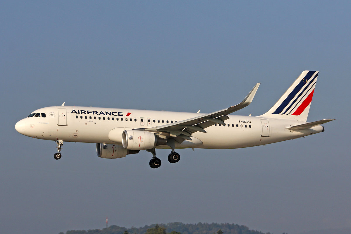Air France, F-HEPJ, Airbus A320-214, msn: 7873, 05.September 2018, ZRH Zürich, Switzerland.