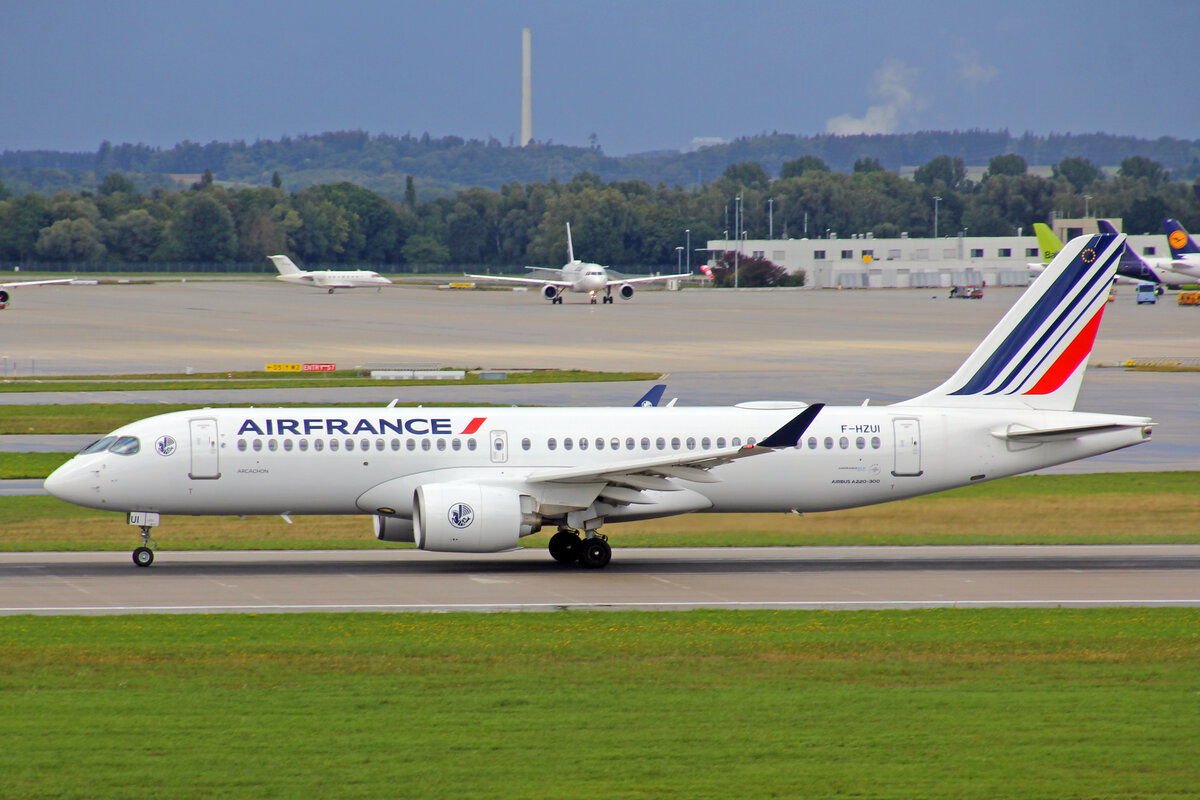 Air France, F-HZUI, Airbus A220-371, msn: 55159,  Arcachon , 10.September 2022, MUC München, Germany.
