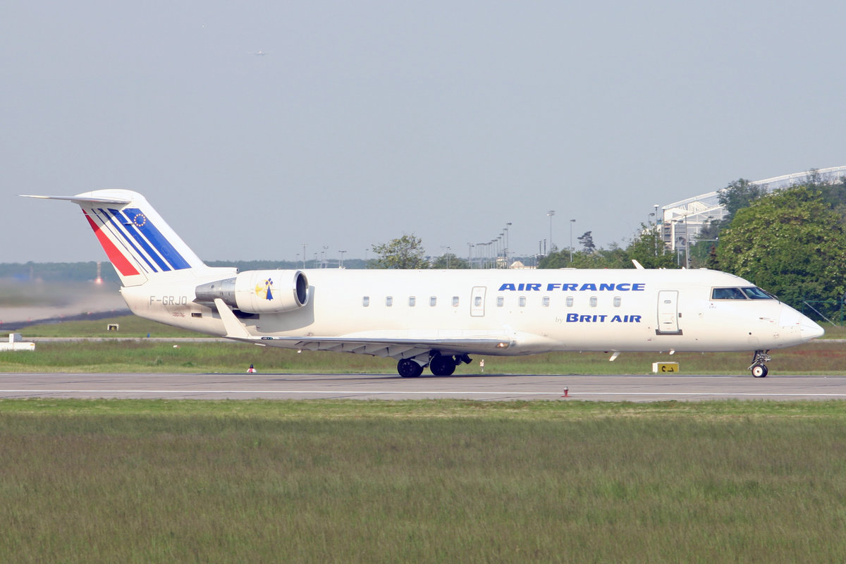 Air France (Operated by Brit Air), F-GRJQ, Bombardier CRJ-100LR, msn: 7321, 19.Mai 2005, FRA Frankfurt, Germany.