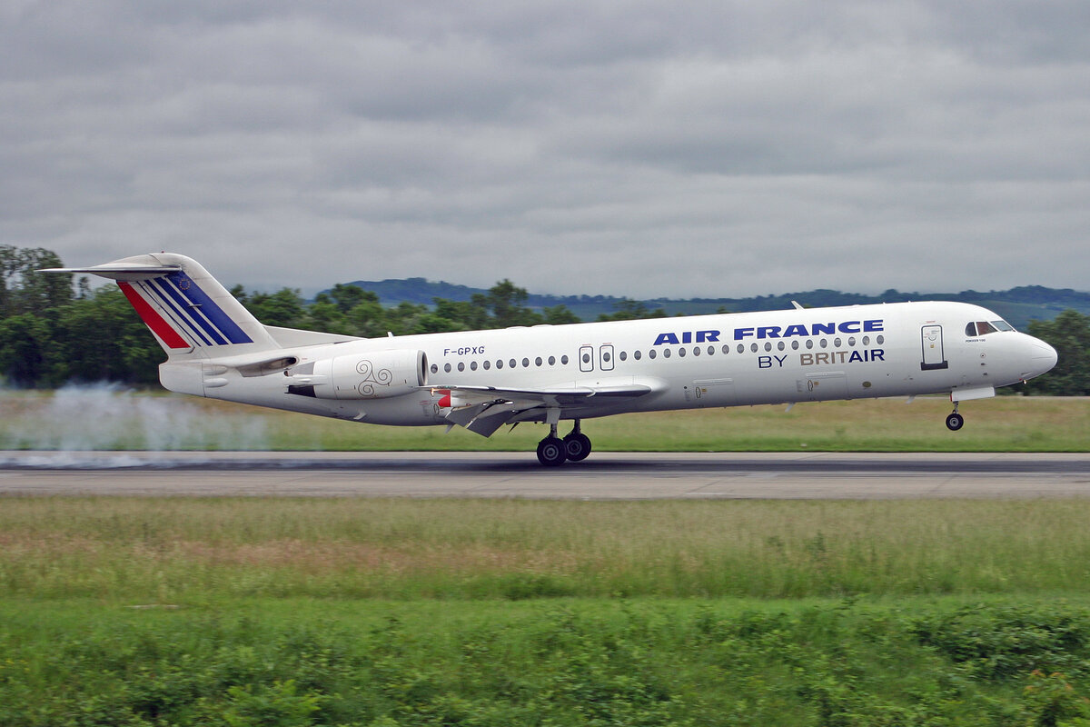 Air France (Operated by Brit Air), F-GPXG, Fokker 100, msn: 11387, 07.Juni 2008, BSL Basel - Mühlhausen, Switzerland.