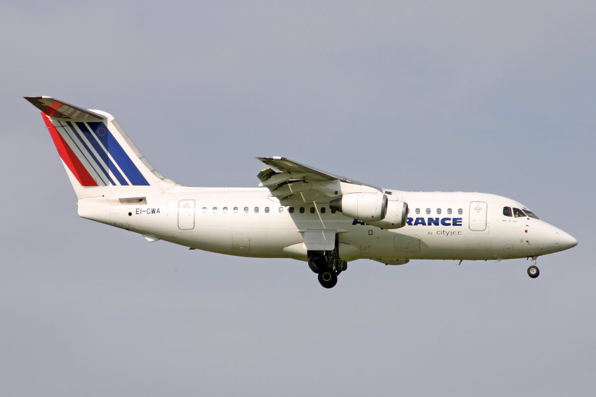 Air France (Operated by CityJet), EI-CWA, BAe 146-200, msn: E2058, 24.April 2006, ZRH Zürich, Switzerland.
