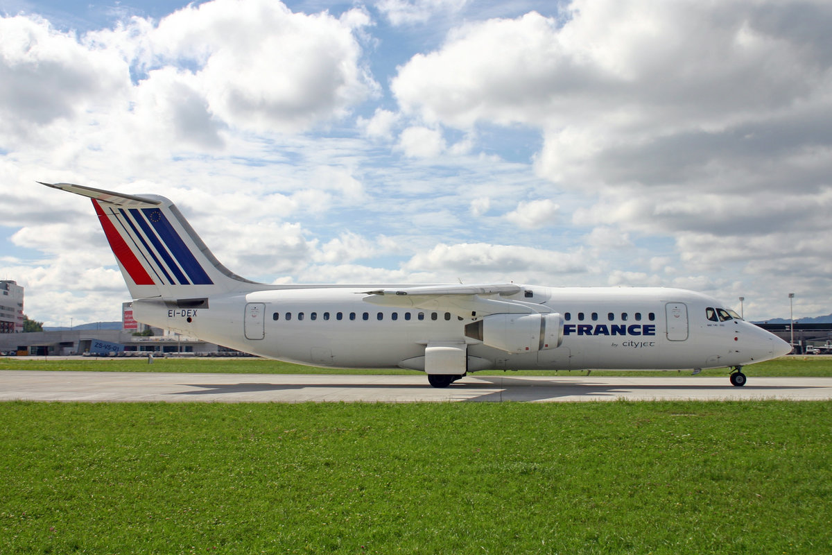 Air France (Operated by CityJet), EI-DEX, BAe 146-300, msn: E3157, 22.August 2004, ZRH Zürich, Switzerland.