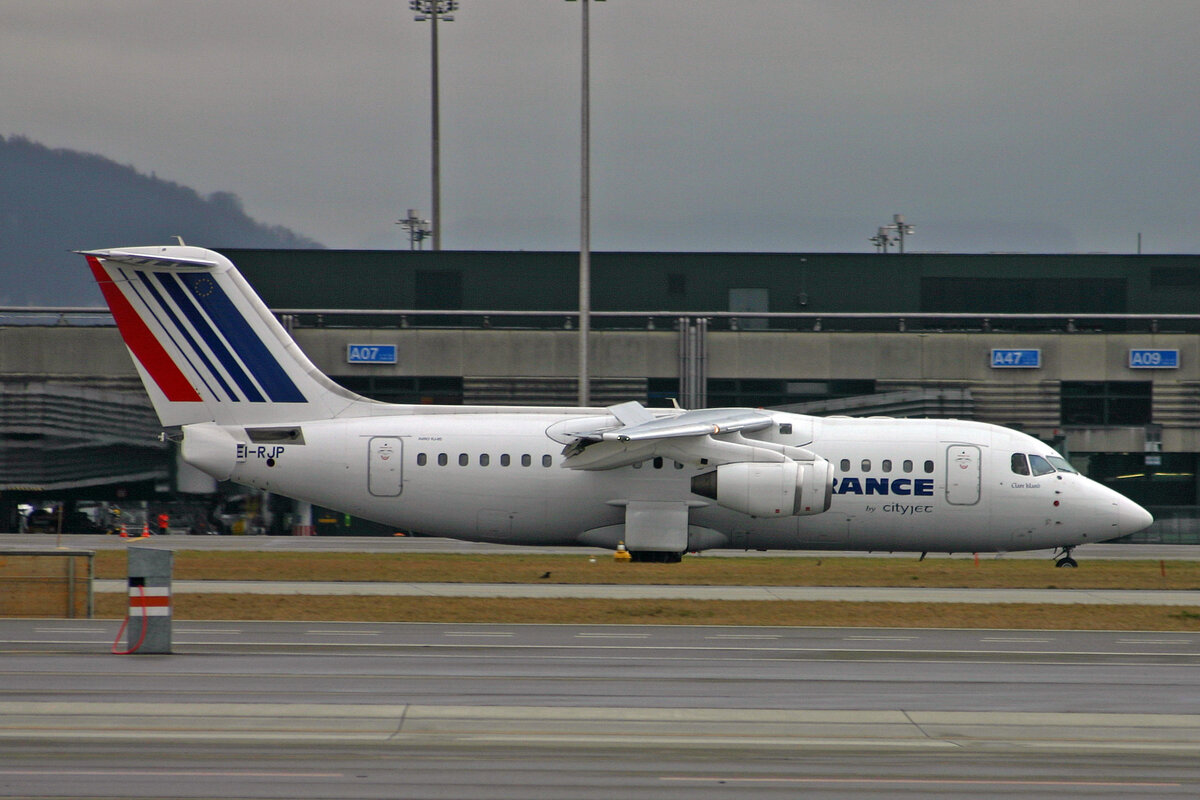 Air France (Operated by CityJet), EI-RJP, BAe Avro RJ85, msn: E2363, 22.Januar 2008, ZRH Zürich, Switzerland.