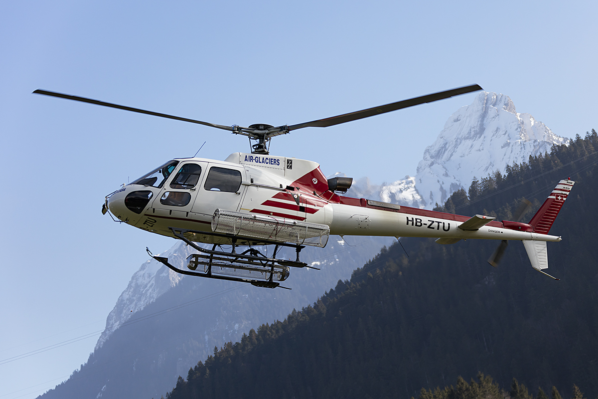 Air Glaciers, HB-ZTU, Eurocopter, AS-350B-3 Ecureuil, 27.01.2018, Chateau D´Oex, Switzerland

