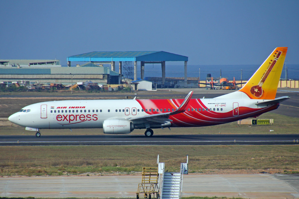 Air India Express, VT-GHC, Boeing 737-86N, 11.März 2017, TRV Trivandrum, India.