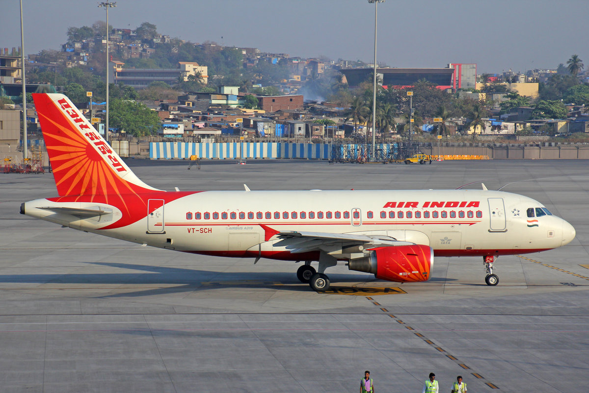 Air India, VT-SCH, Airbus A319-112, msn: 3288, 03.März 2017, BOM Mumbai, India.