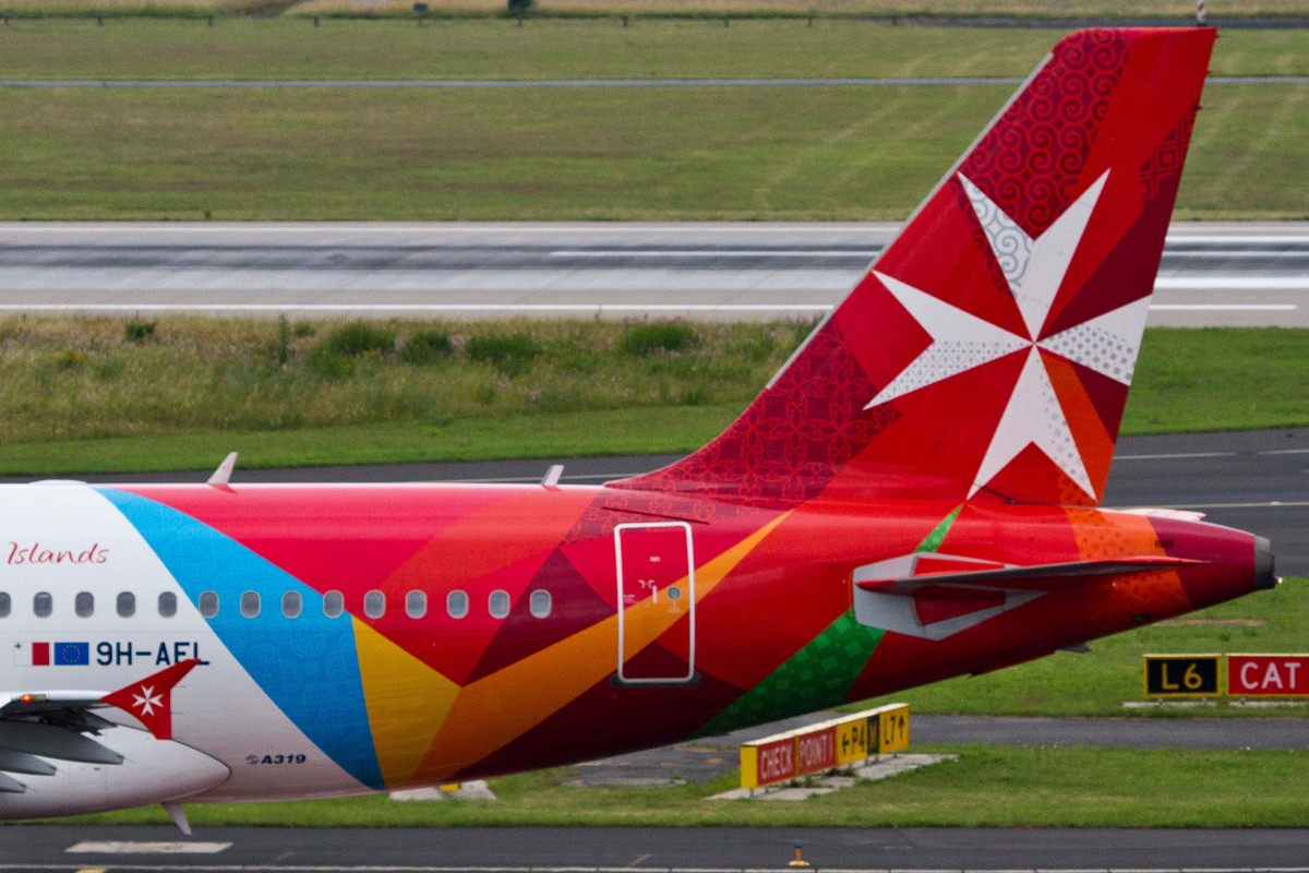 Air Malta (KM/AMC), 9H-AEL  Marsaxlokk , Airbus, A 319-112 (Seitenleitwerk/Tail ~ neue AM-Lkrg.), 05.06.2015, DUS-EDDL, Düsseldorf, Germany