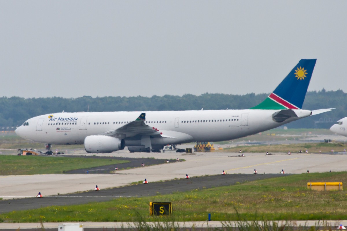 Air Namibia, V5-ANO, Airbus, A 330-200, 15.09.2014, FRA-EDDF, Frankfurt, Germany  (Sorry für das Flimmern im Bild)