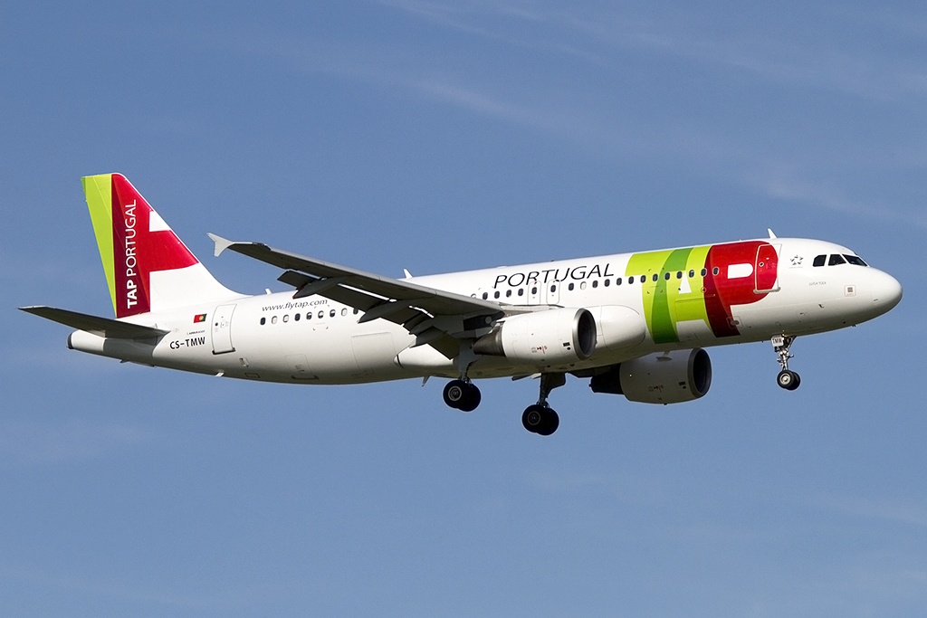 Air Portugal, CS-TMW, Airbus, A320-214, 22.09.2013, ZRH, Zrich, Switzerland



