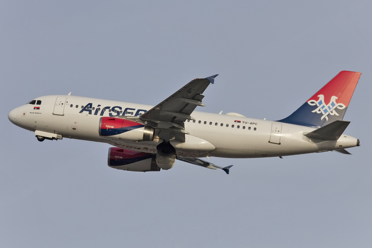 Air Serbia, YU-APC, Airbus, A319-131, 11.12.2015, STR, Stuttgart, Germany 


