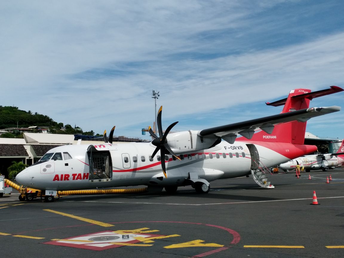 Air Tahiti, F-ORVB, ATR 72-600 auf dem Bora Bora Airport (BOB) am 25.4.2018
