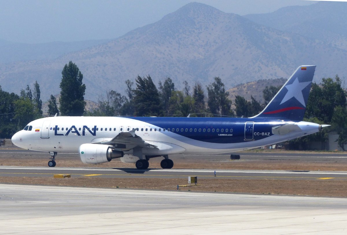 Airbus A 320, CC-BAZ, LAN, Aeropuerto Santiago de Chile (SCL), 5.1.2017