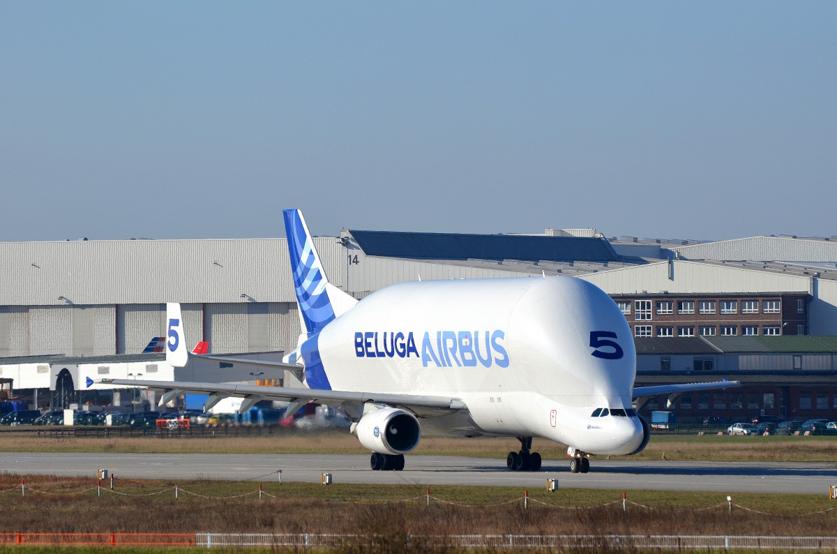 Airbus A300B4-608ST Beluga F-GSTF beim rollen zum Start in Hamburg Finkenwerder am 16.02.16