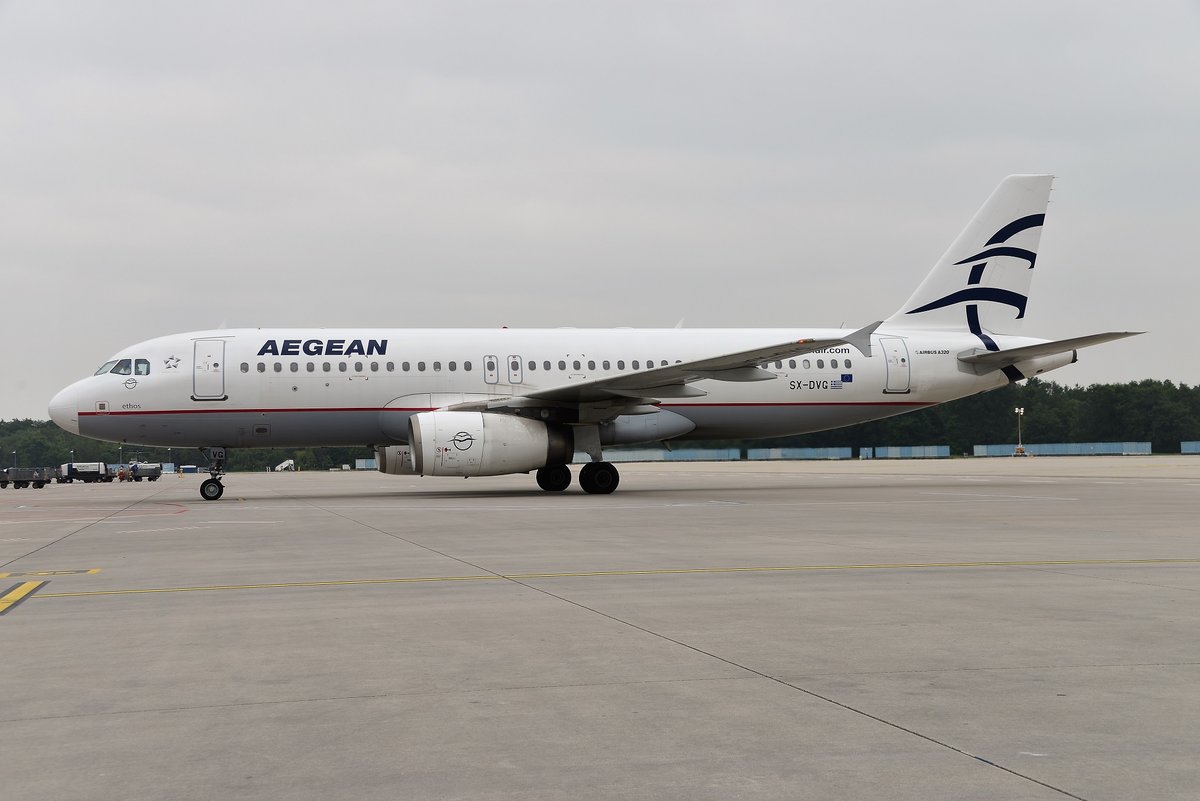 Airbus A320-232 - A3 AEE Aegean Airlines - 3033 - SX-DVG - 18.05.2018 - DUS