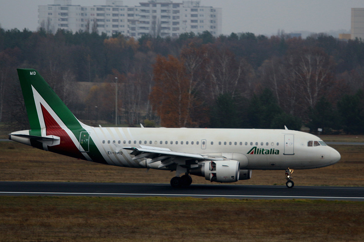 Alitalia, Airbus A 319-112, EI-IMD, TXL, 25.11.2016