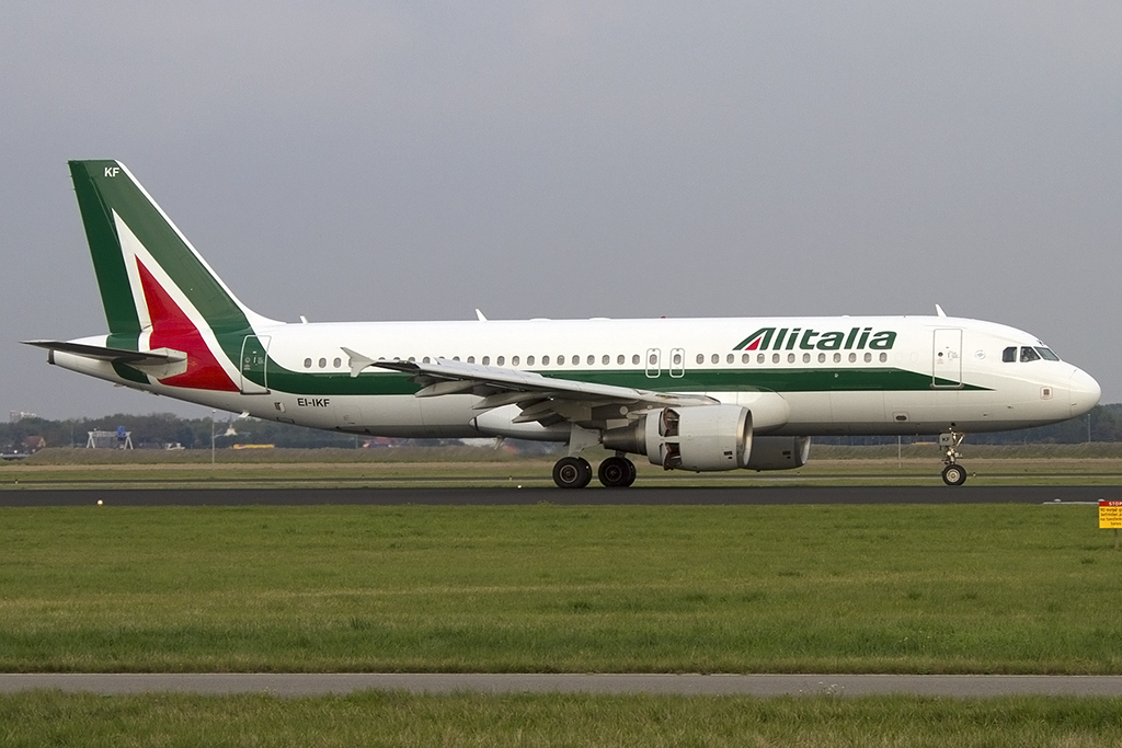Alitalia, EI-IKF, Airbus, A320-214, 07.10.2013, AMS, Amsterdam, Netherlands 


