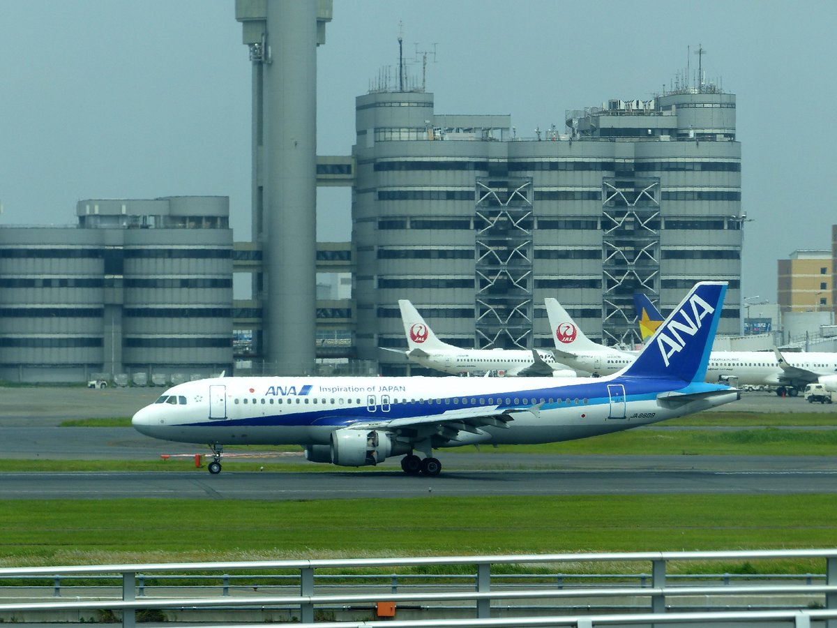All Nippon Airways (ANA), JA8609, Airbus A320, Tokyo-Haneda Airport (HND), 28.5.2016