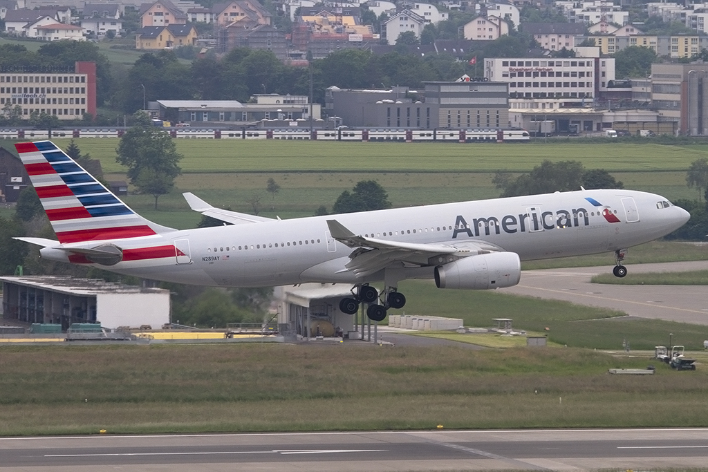 American Airlines, N289AY, Airbus, A330-243, 24.05.2015, ZRH, Zürich, Switzerland




