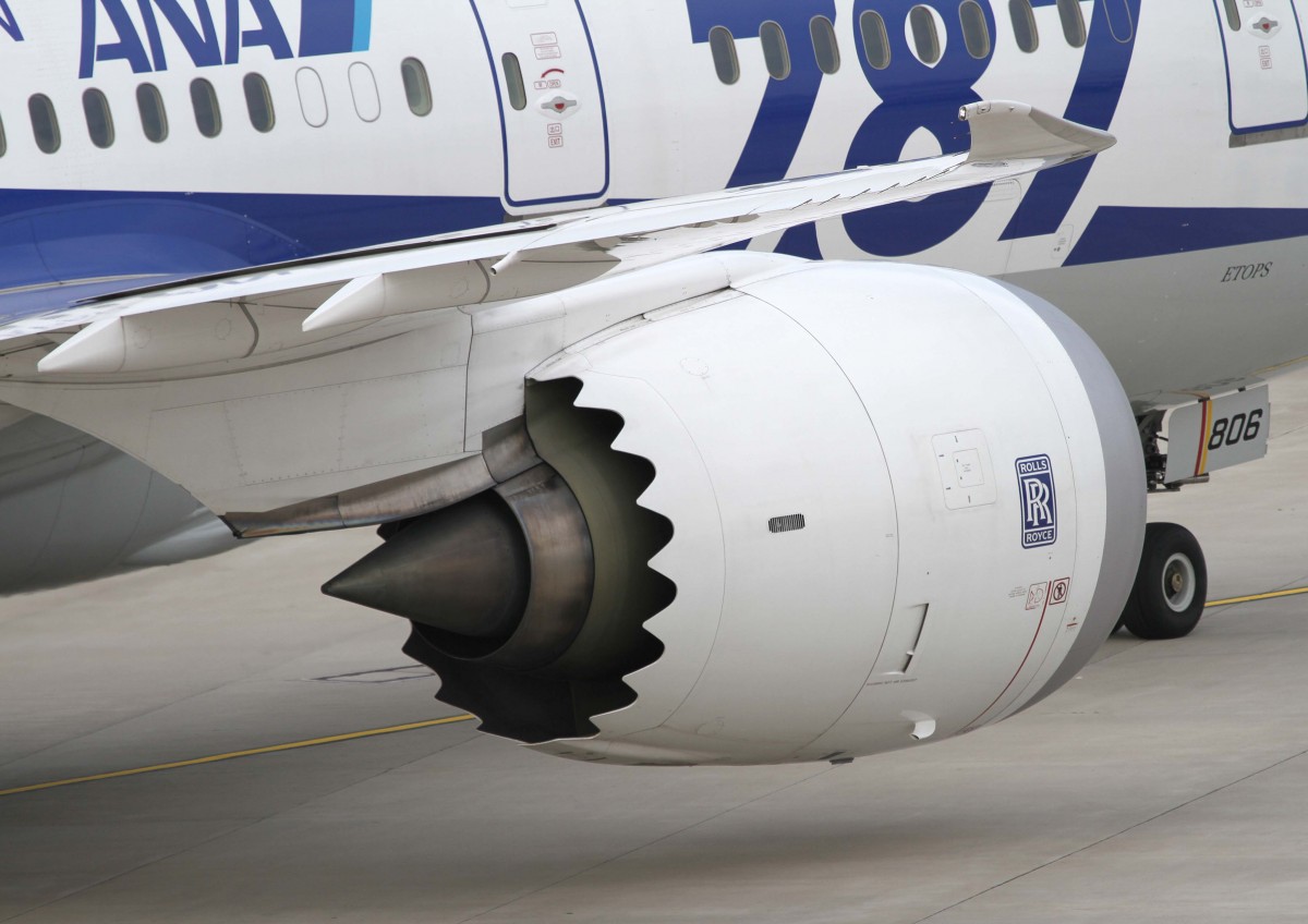 ANA - All Nippon Airways, JA-806A, Boeing, 787-8 Dreamliner (Triebwerk/Jet-Engine), 02.04.2014, DUS-EDDL, Dsseldorf, Germany
