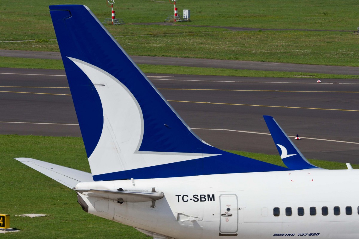 AnadoluJet (KT-AJA), TC-SBM, Boeing, 737-86J wl (Seitenleitwerk/Tail), 22.08.2015, DUS-EDDL, Düsseldorf, Germany