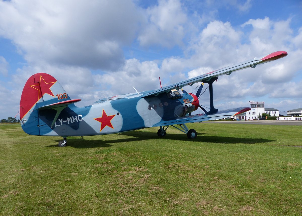 Antonow AN2, LY-MHC, Flugplatz Gera (EDAJ), 13.8.2016