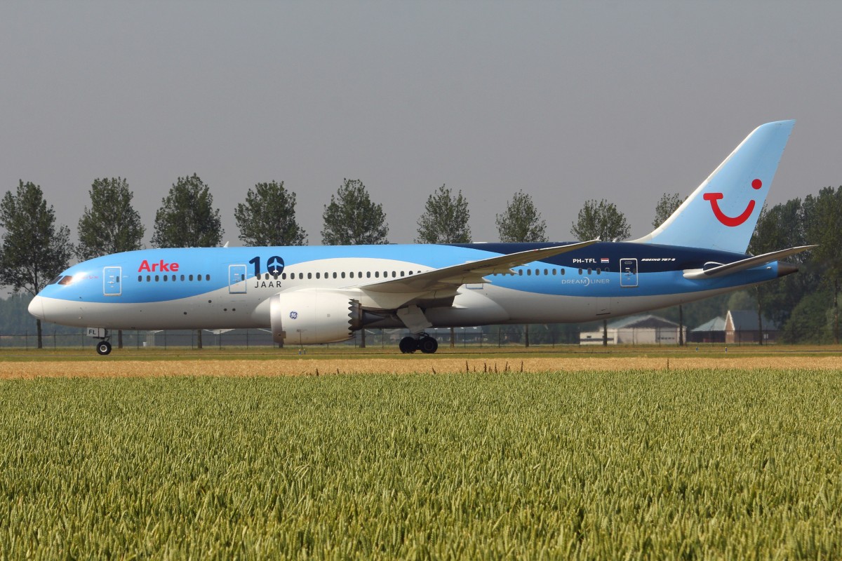 Arkefly, PH-TFL, Boeing B787-8, 4.Juli 2015, AMS Amsterdam, Netherlands.