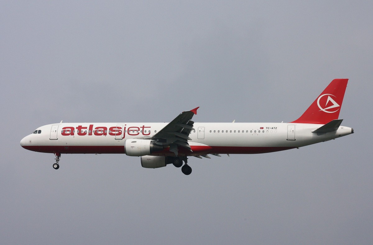 Atlasjet,TC-ATZ,(c/n 823),Airbus A321-211,28.06.2014,HAM-EDDH,Hamburg,Germany