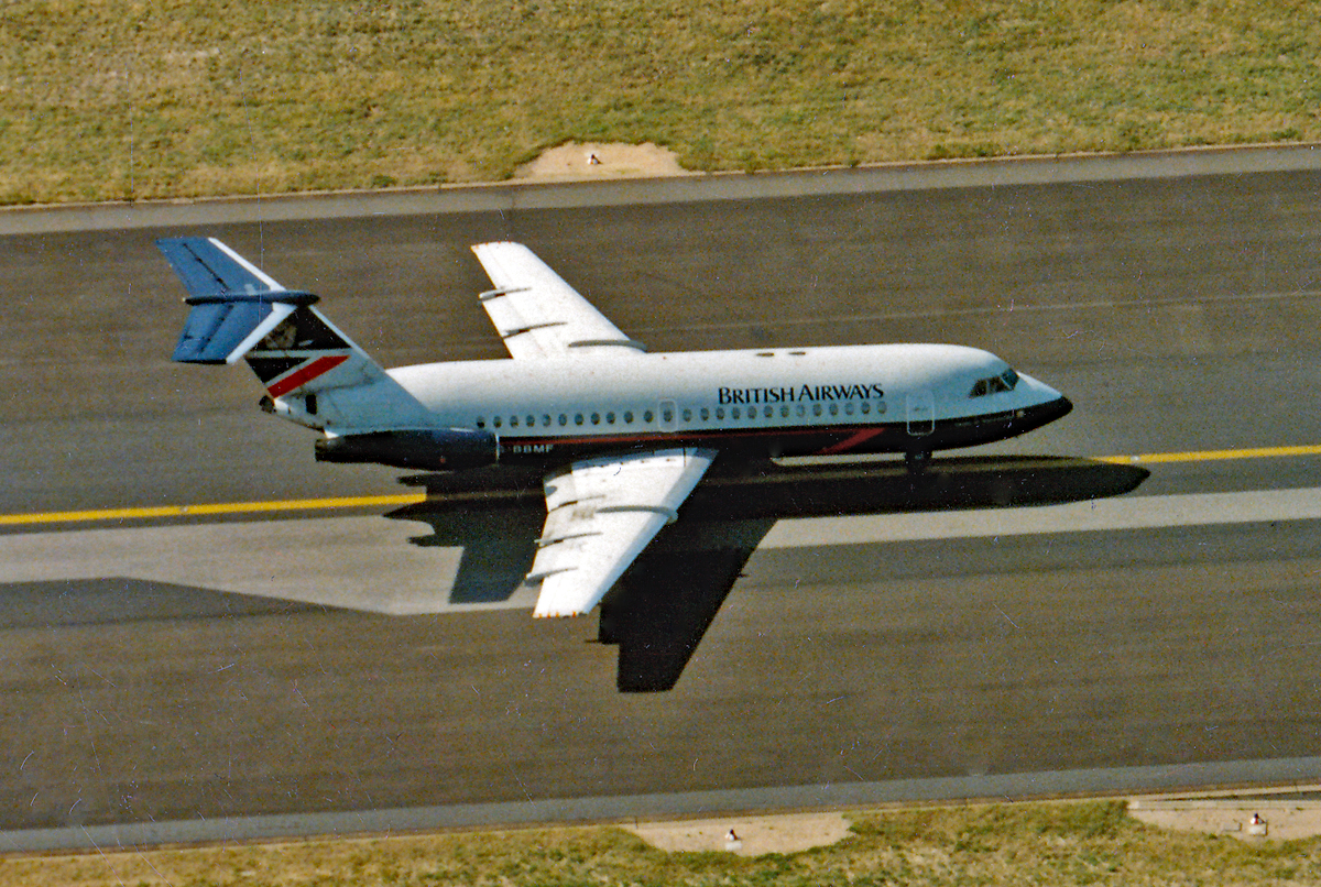 Aus dem Archiv, BAC 111-401 AK One-Eleven, British Airways, G-BBMF in DUS, Sommer 1987