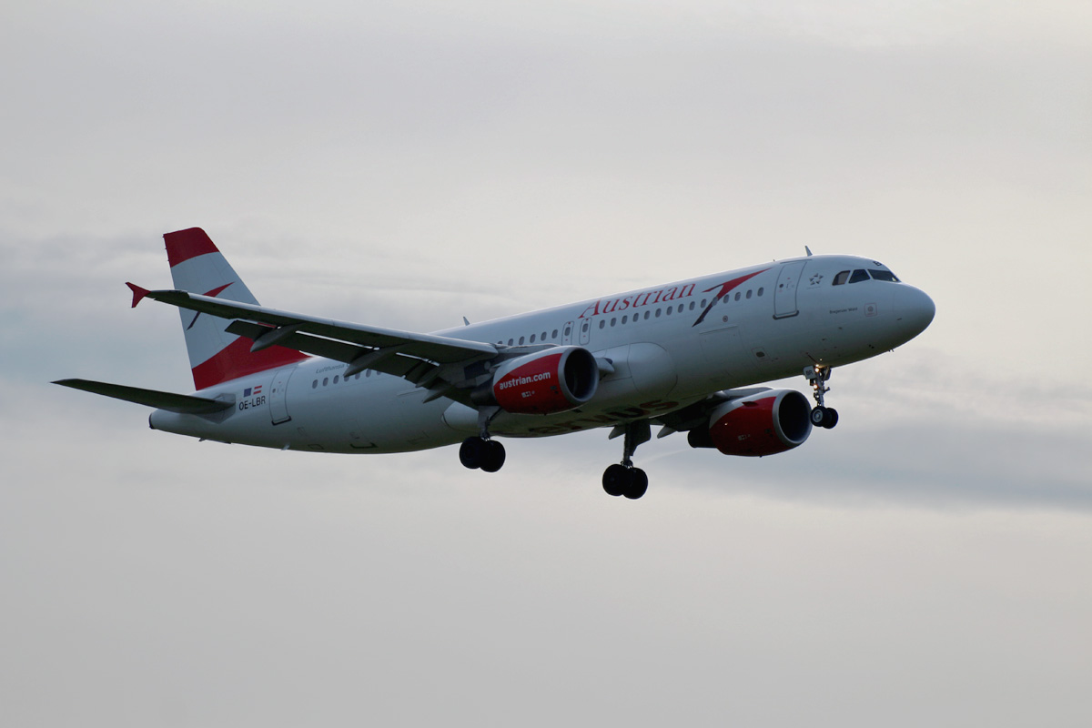 Austraian Airlines, Airbus A 320-214, OE-LBR, BER, 18.03.2023